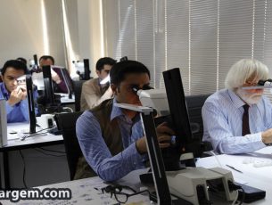 آزمایشگاه سنگهای رنگی